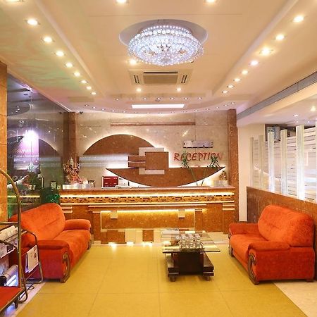 Taj Inn Hotel Агра Екстер'єр фото